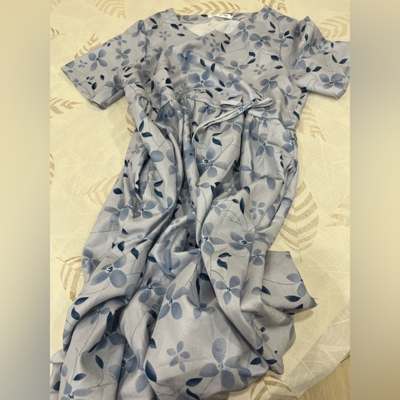 Floral Blue Dress - Picture 4 of 7